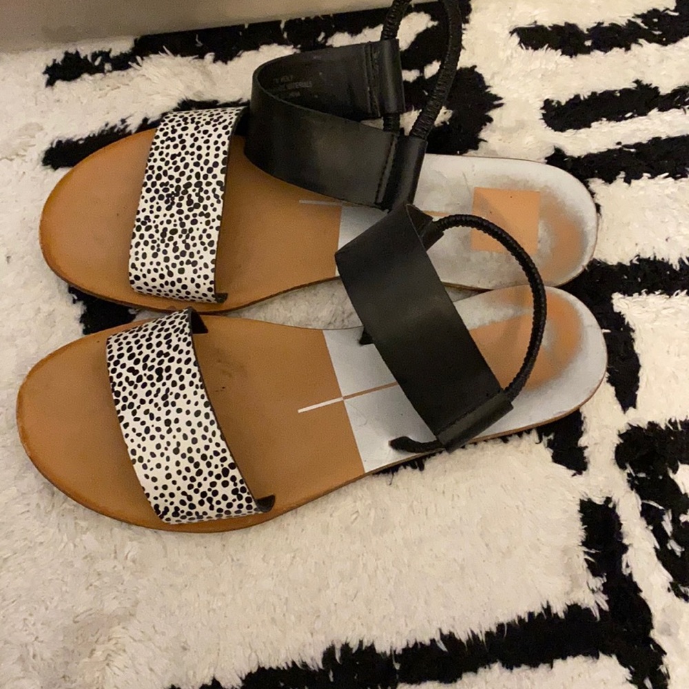 Spotted sandals